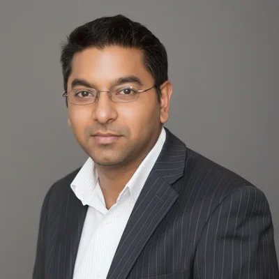 Growth Marketer Headshot